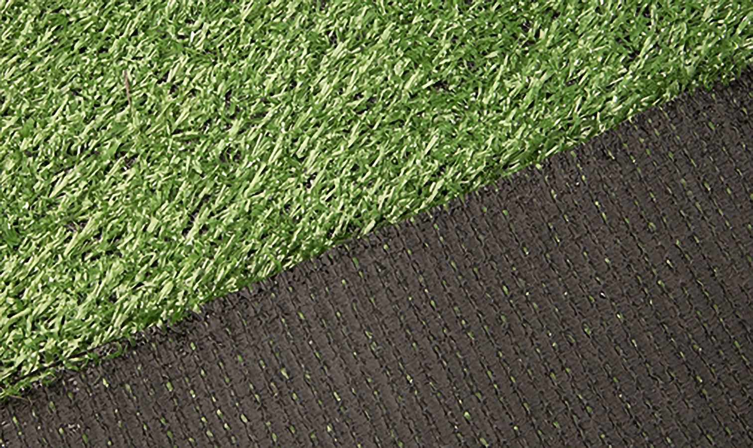 Зеленая 8 индекс. Искусственная трава Domo, коллекция deco,«Green grass 50». Искусственный газон большая площадь. Услуги по укладке искусственной травы. Искусственный газон стена дизайн с буквами.